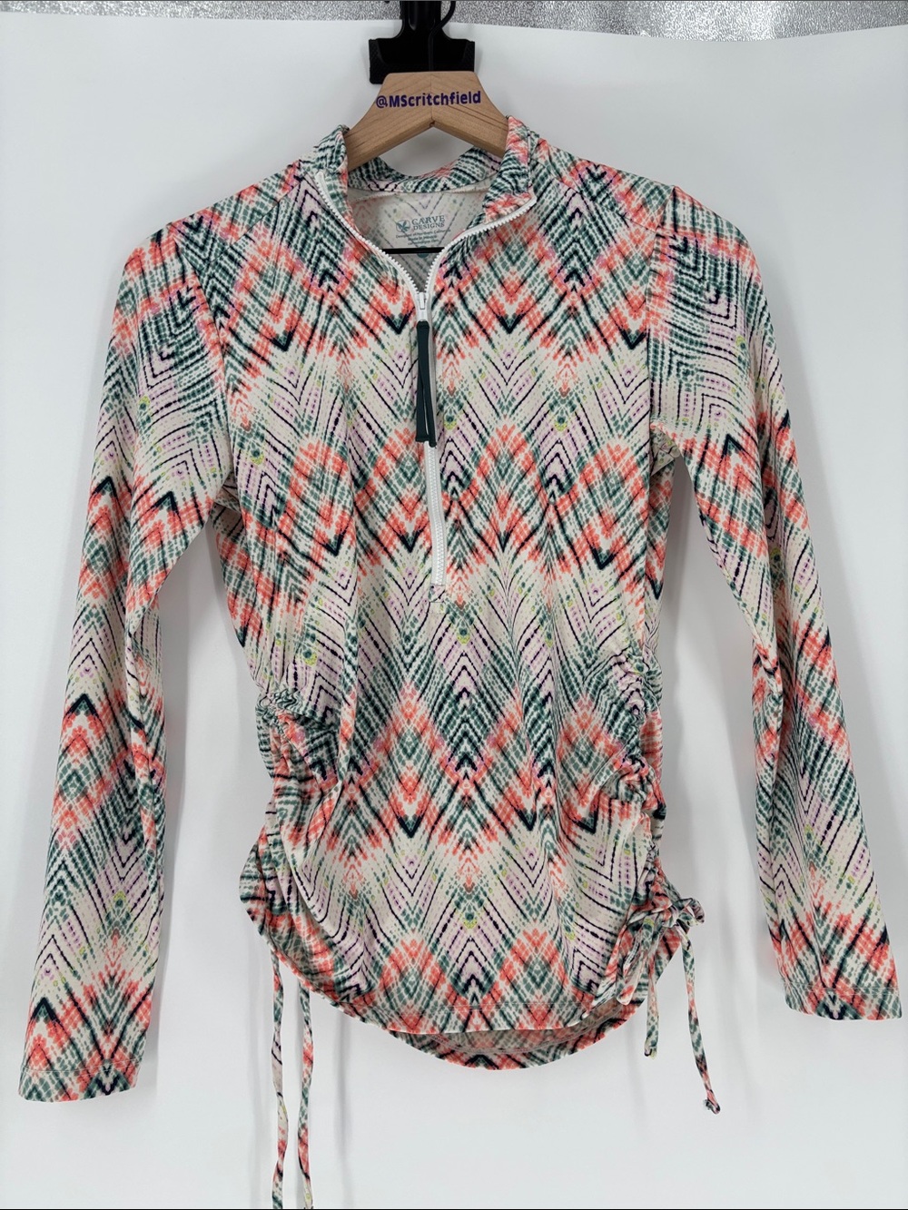 Carve designs  xs swim rashguard chevron